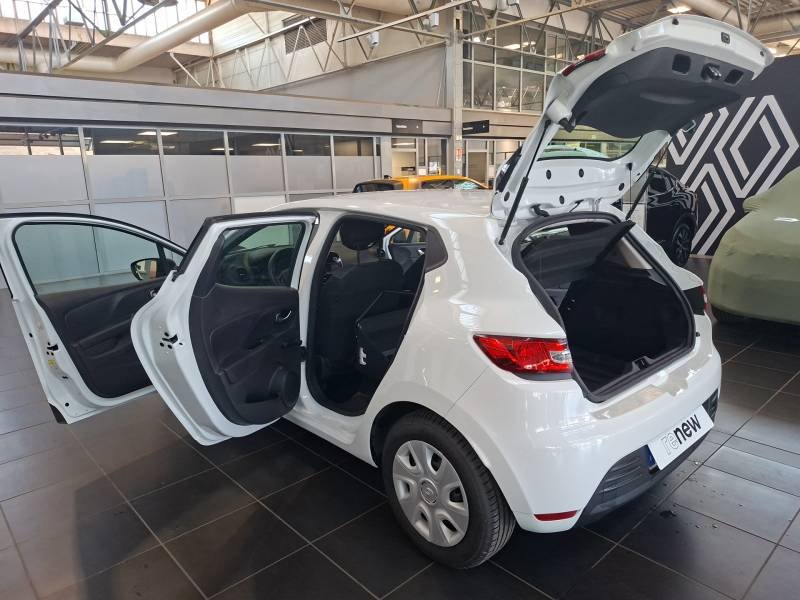 Renault Clio - Photo 24
