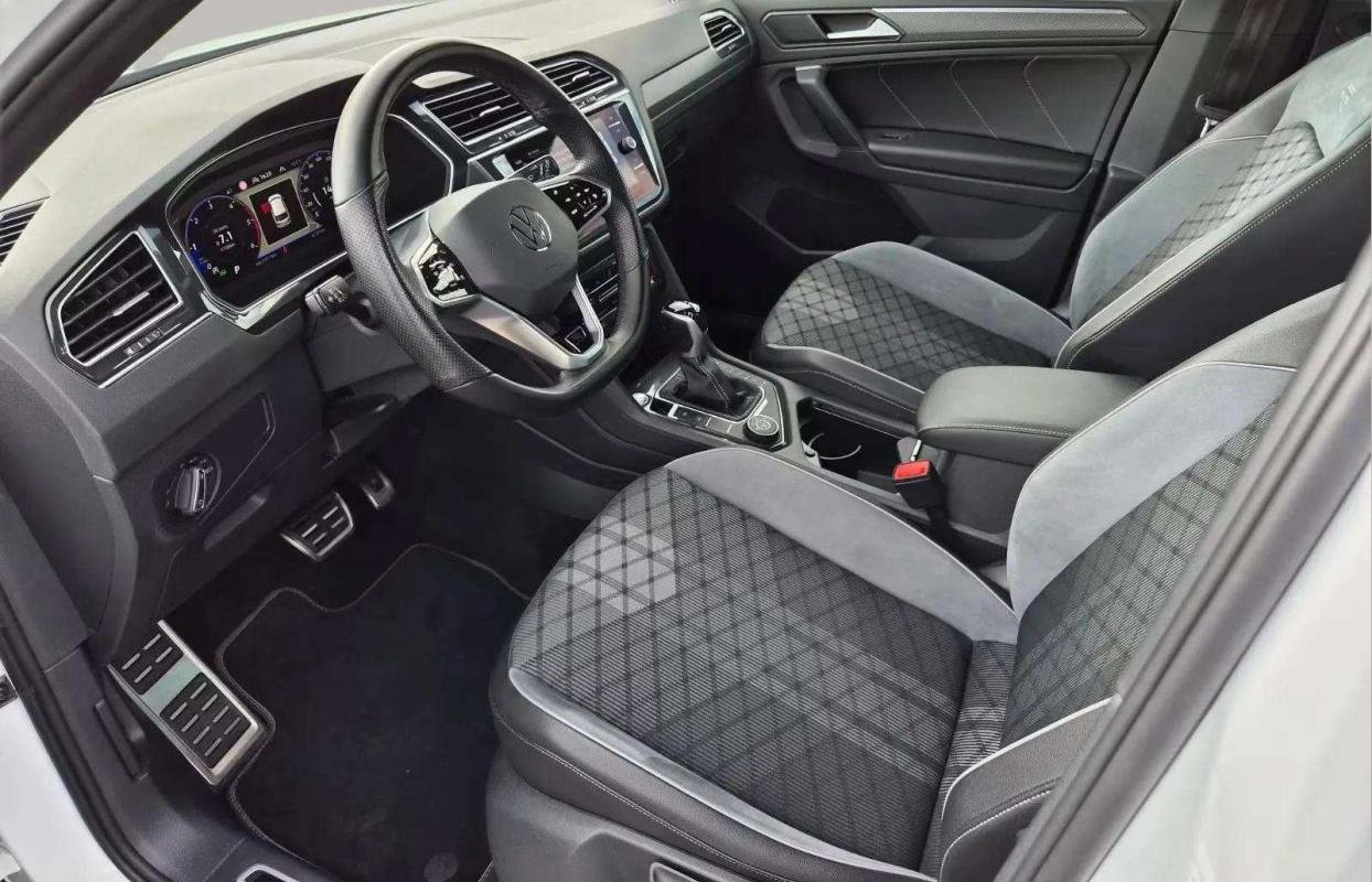 Volkswagen Tiguan - Photo 10