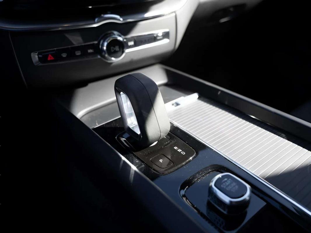 Volvo XC60 - Photo 14