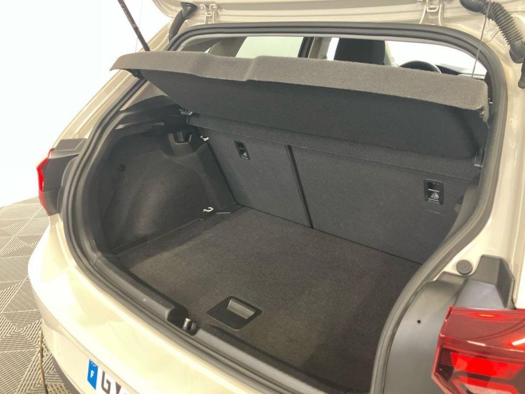 Volkswagen Polo - Photo 32