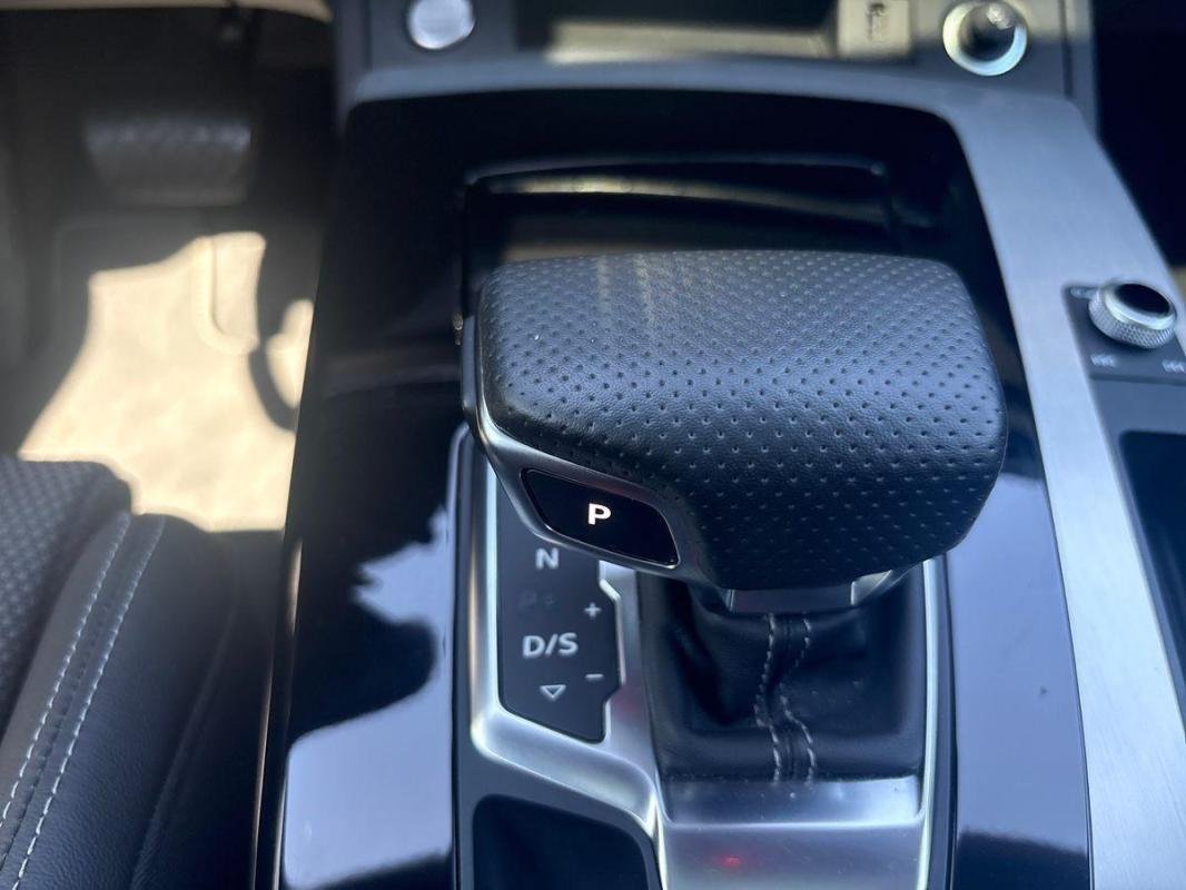 Audi Q5 - Photo 11