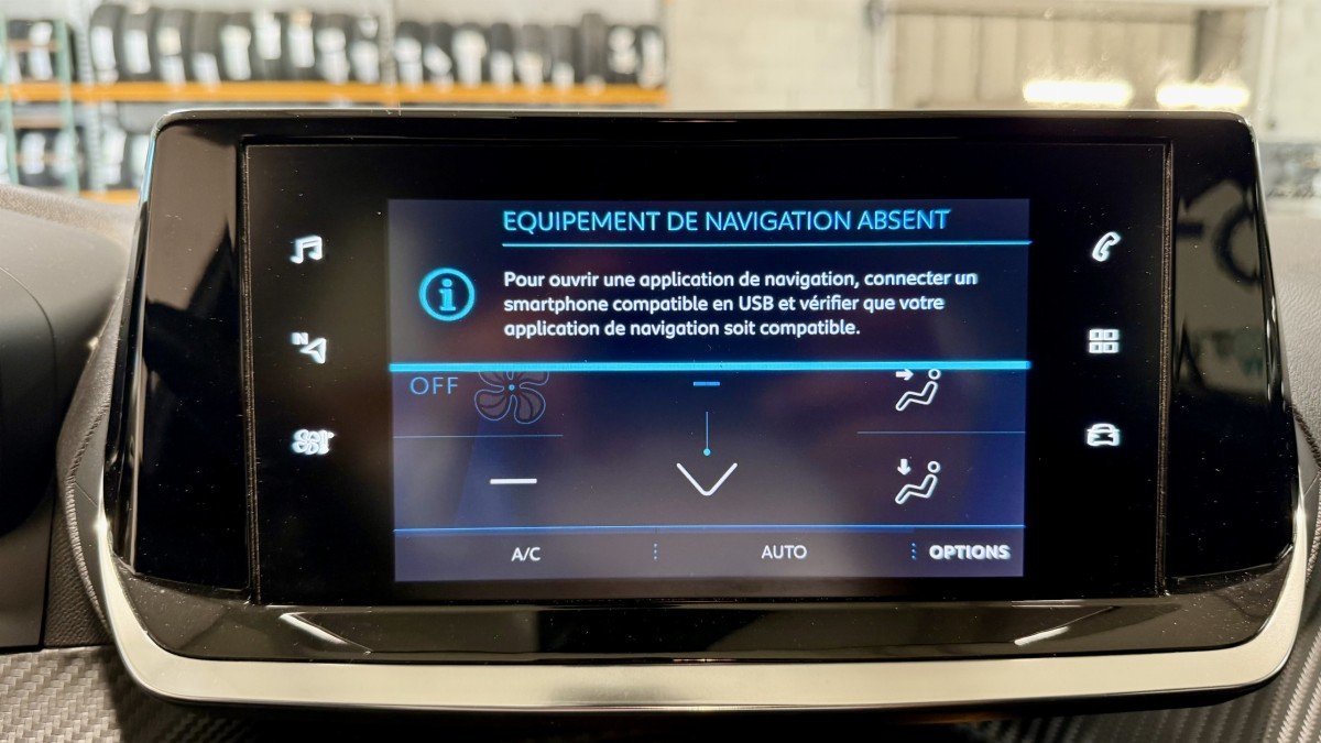 Peugeot 2008 - Photo 13