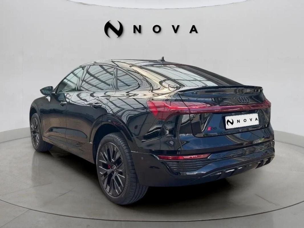 Audi Q8 - Photo 2