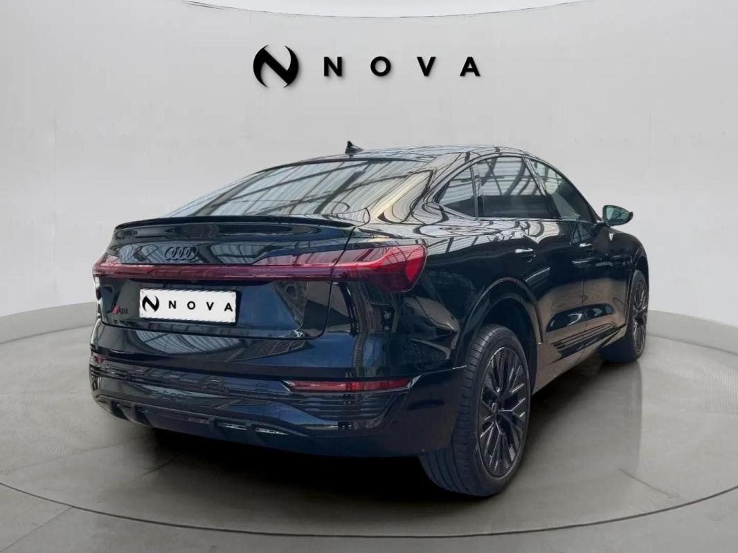 Audi Q8 - Photo 3