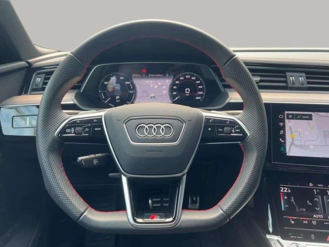 Audi Q8 - Photo 9