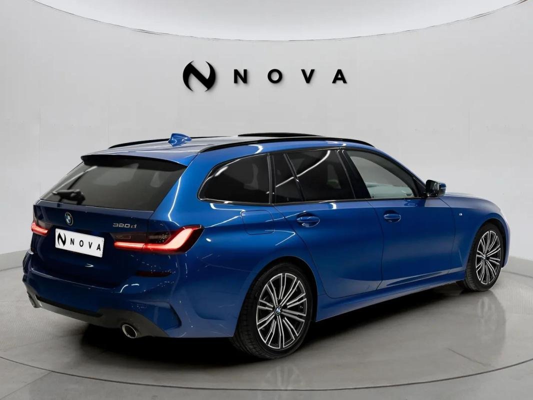 BMW 320d Touring - Photo 4