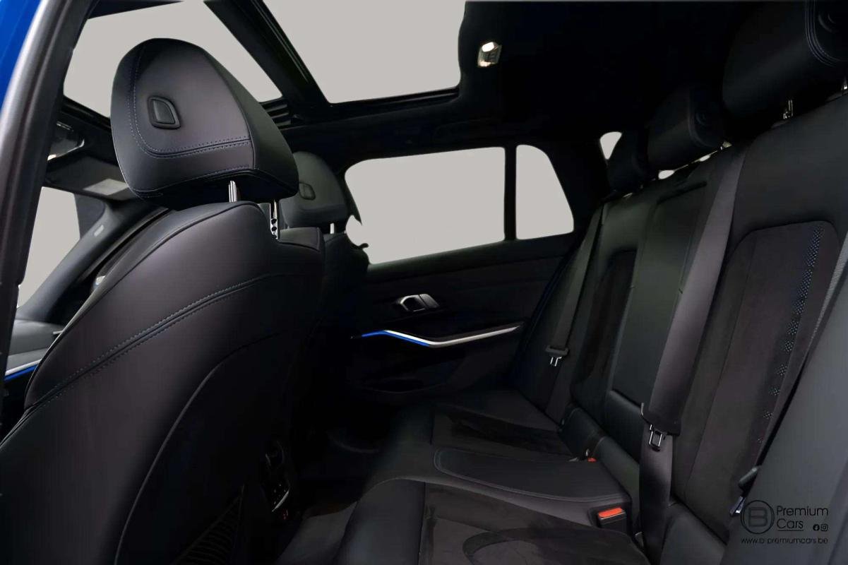 BMW 320d Touring - Photo 9