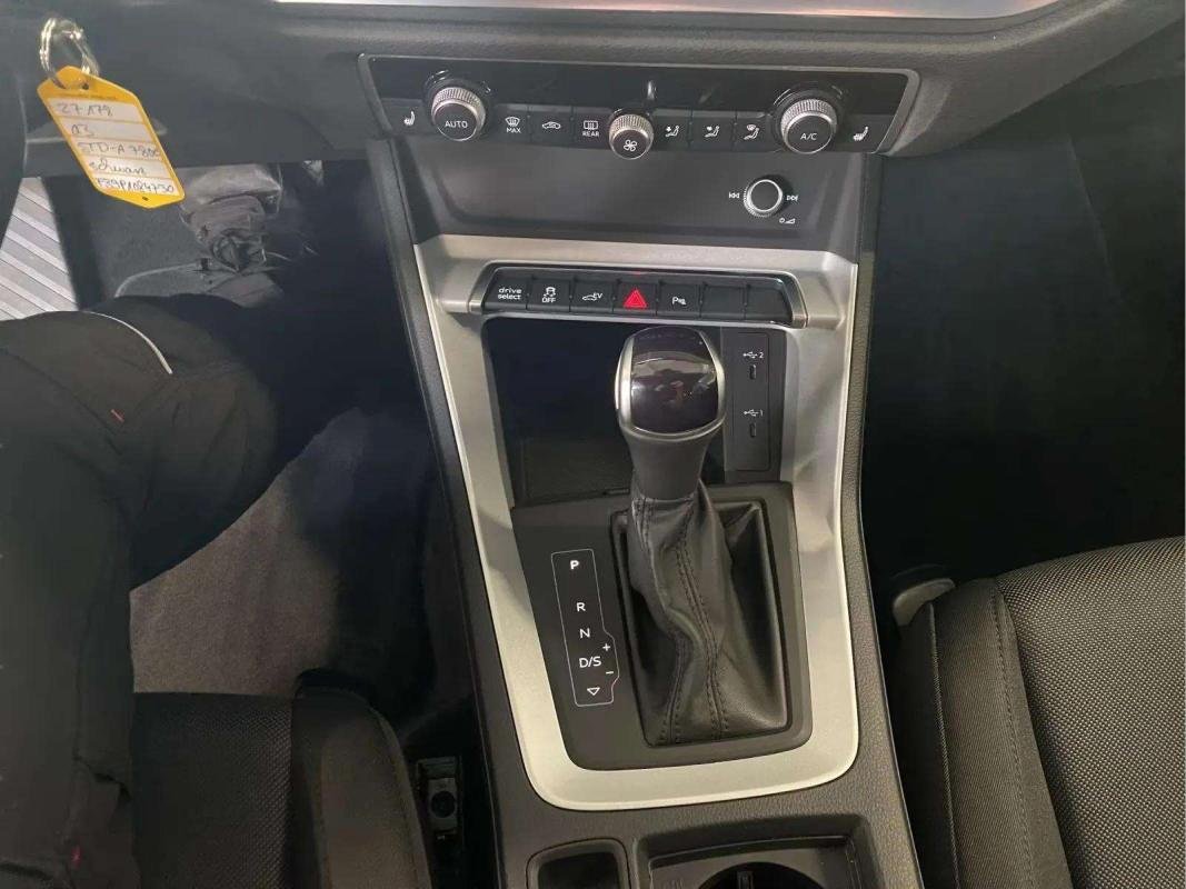 Audi Q3 - Photo 8