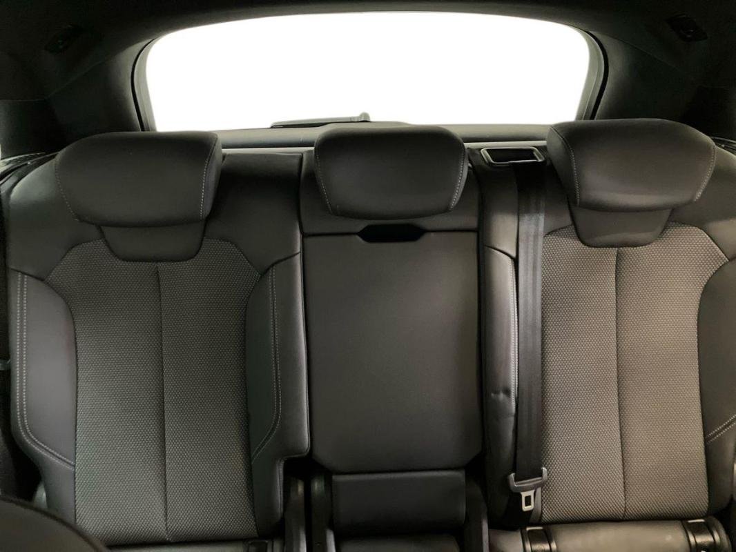 Audi Q5 - Photo 22