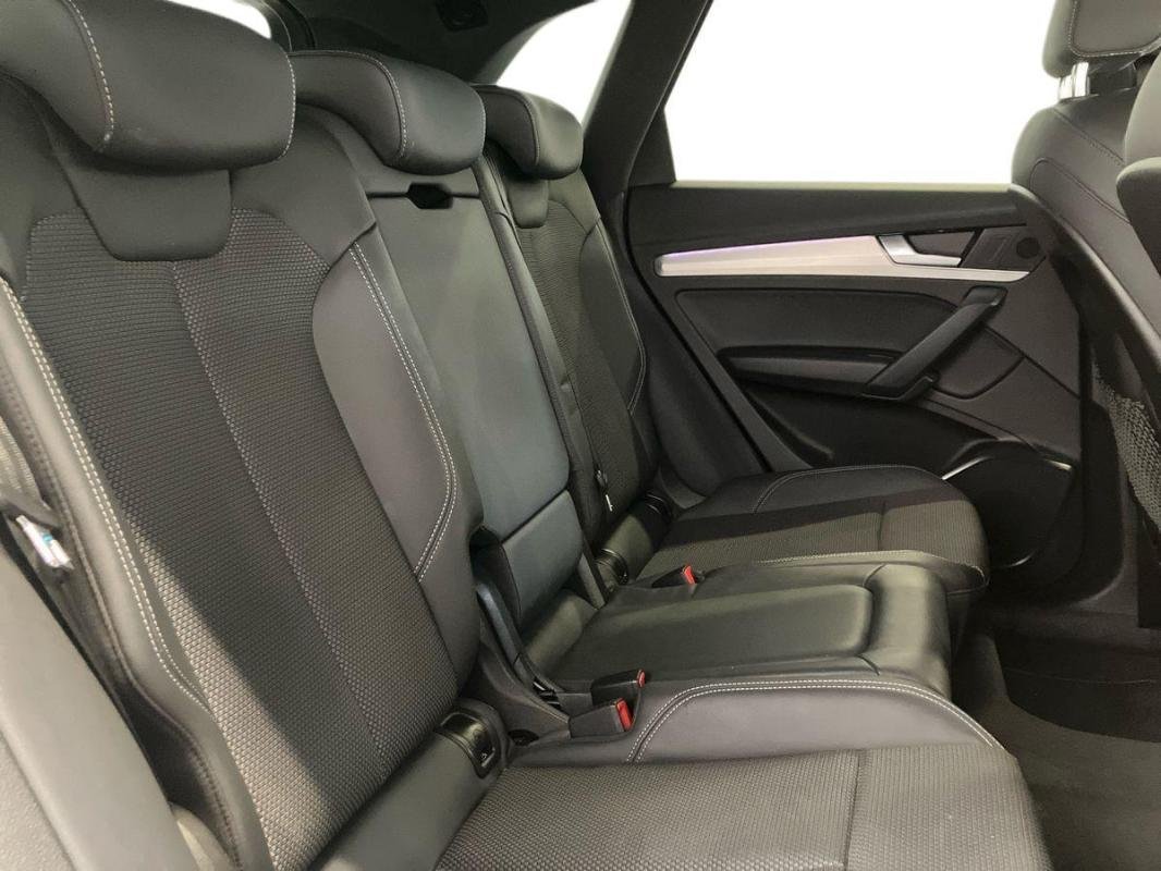 Audi Q5 - Photo 23