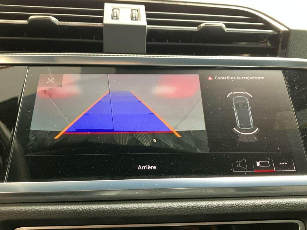 Audi Q3 - Photo 18