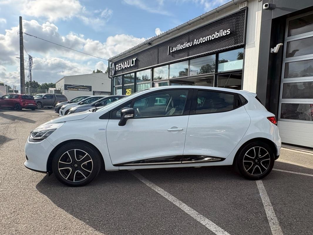 Renault Clio - Photo 2