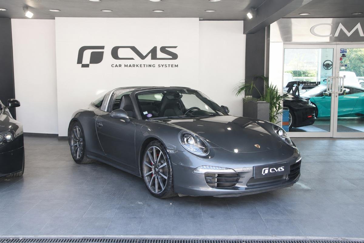 Porsche 911 - Photo 1