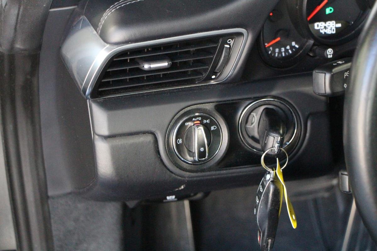 Porsche 911 - Photo 15