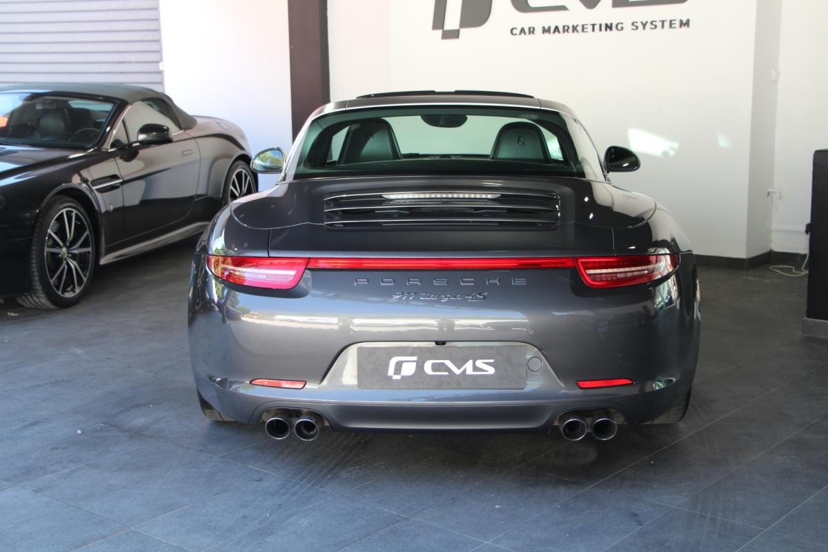 Porsche 911 - Photo 5