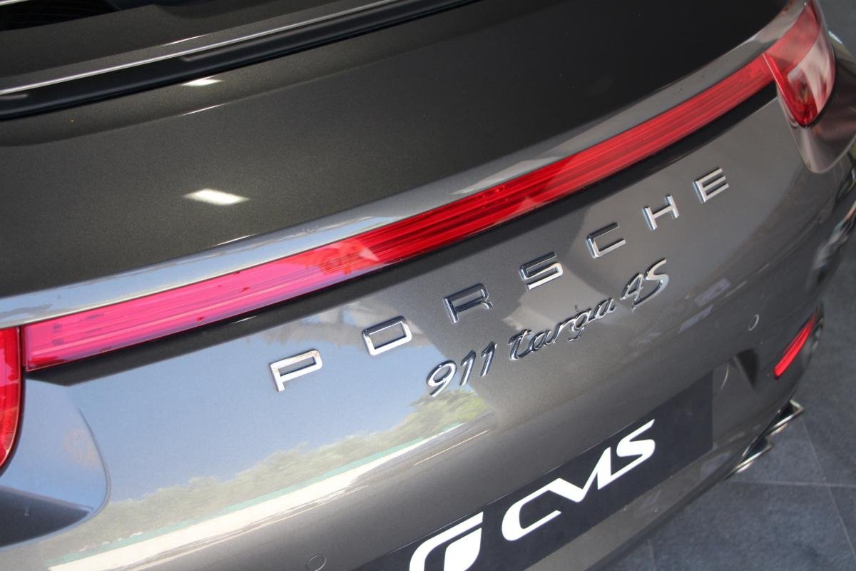 Porsche 911 - Photo 6