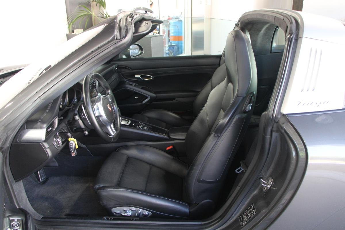 Porsche 911 - Photo 8