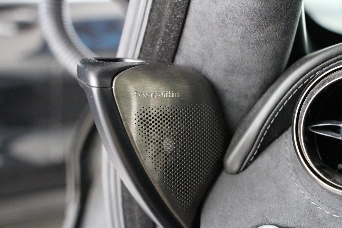 McLaren 720S - Photo 28