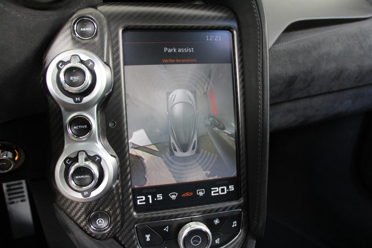 McLaren 720S - Photo 42