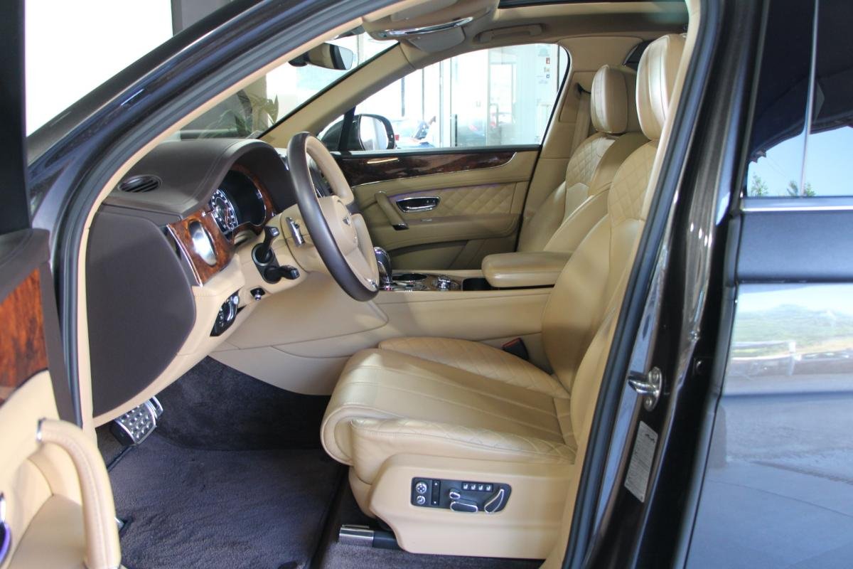 Bentley Bentayga - Photo 10