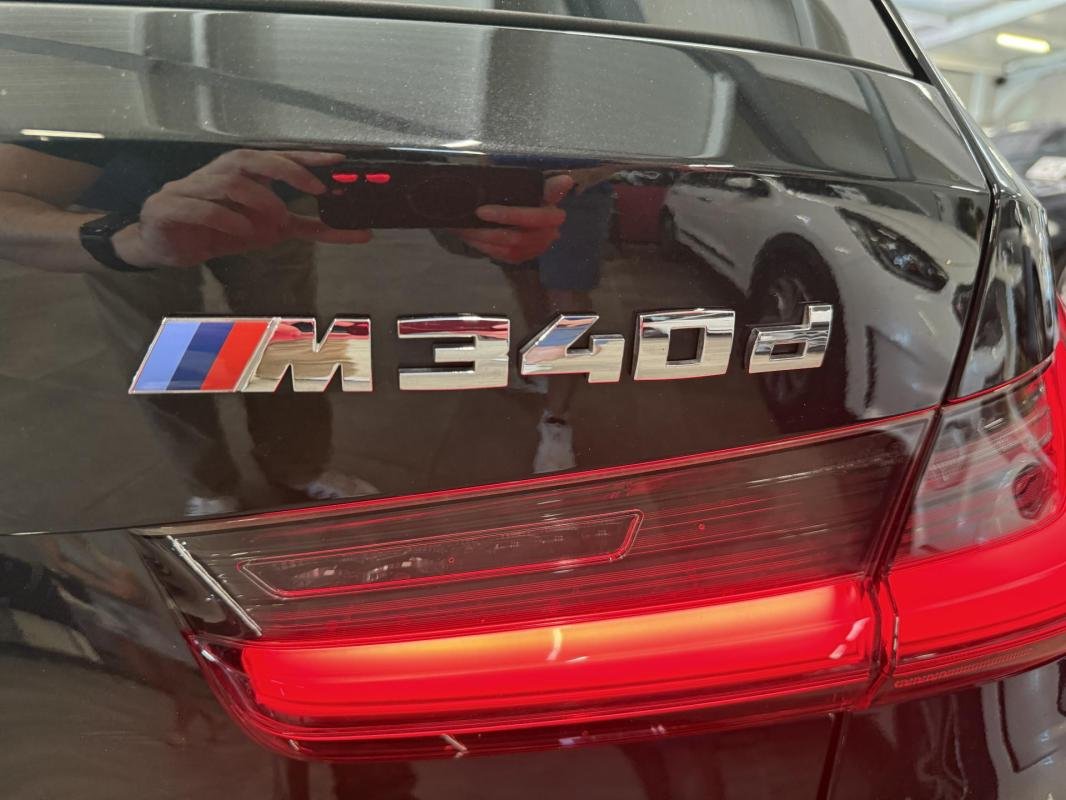 BMW Série 3 - Photo 33