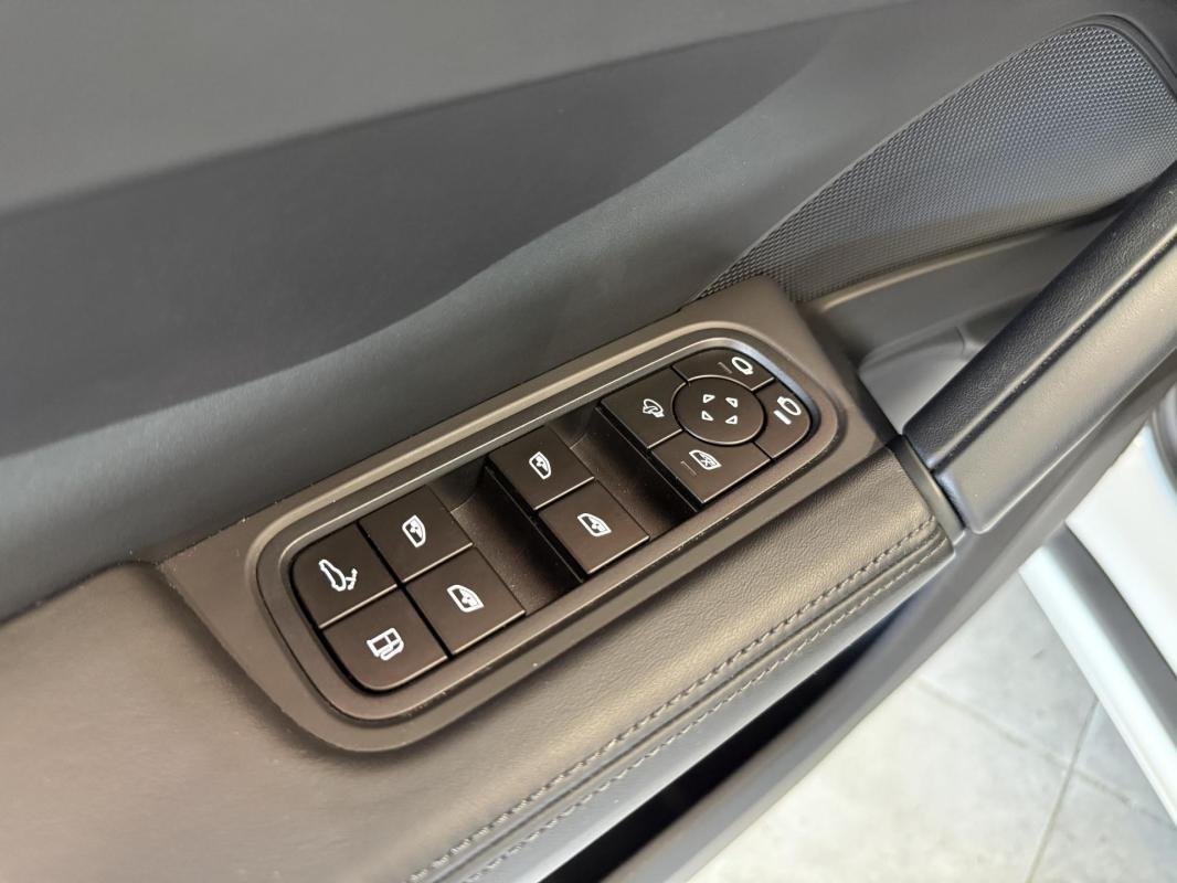 Porsche Cayenne - Photo 22