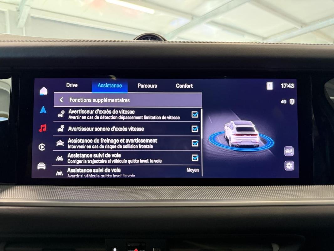 Porsche Cayenne - Photo 25