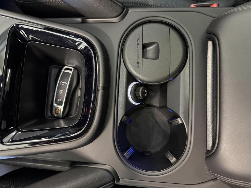 Porsche Cayenne - Photo 35