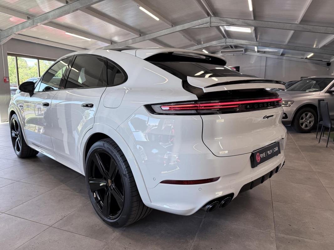 Porsche Cayenne - Photo 4