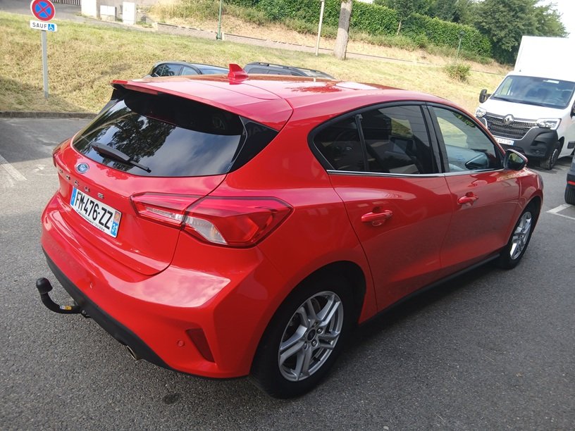 Ford Focus - Photo 3