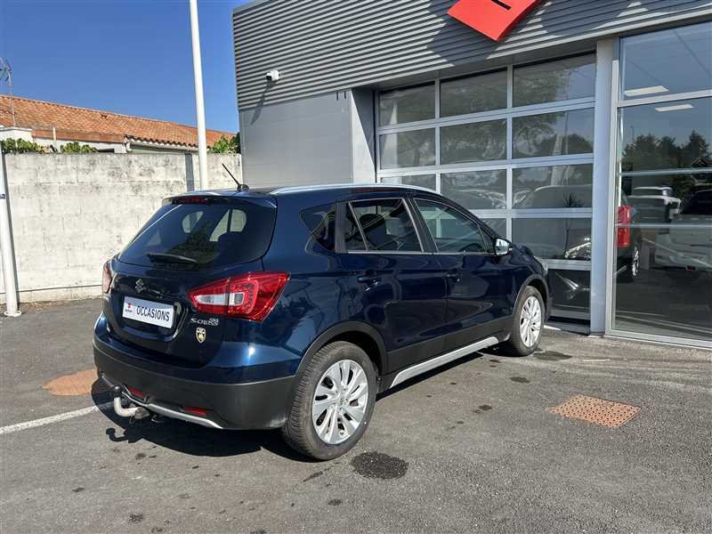 Suzuki s-cross - Photo 9