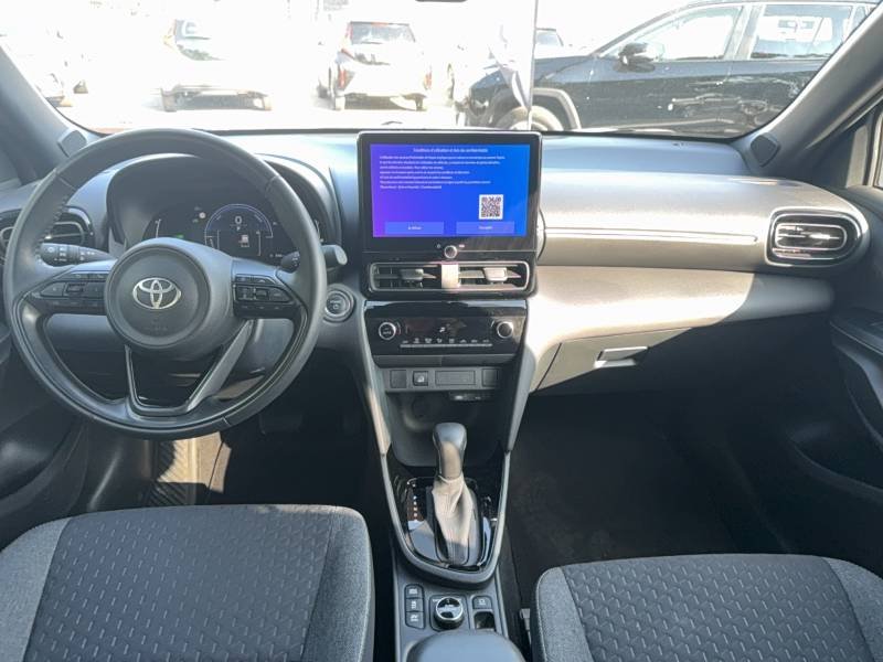 Toyota Yaris - Photo 11