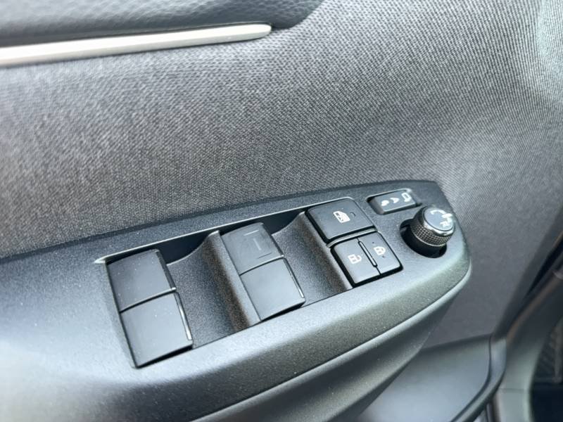 Toyota Yaris - Photo 18