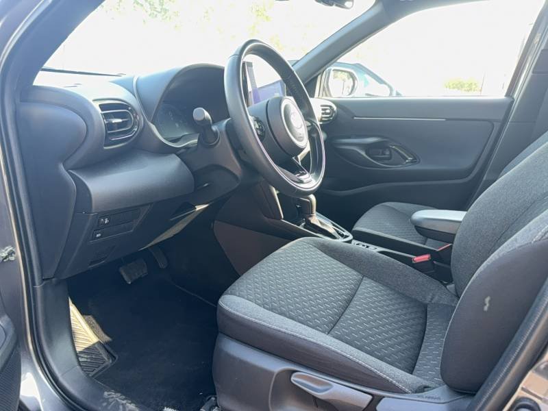 Toyota Yaris - Photo 10