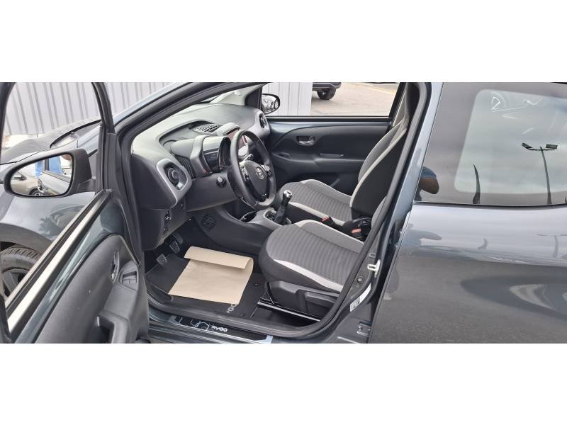 Toyota Aygo - Photo 9