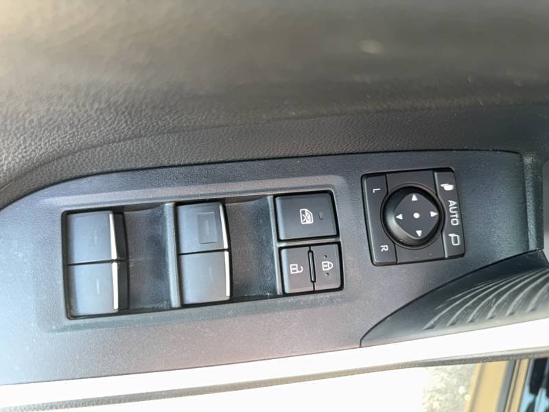 Toyota RAV4 - Photo 18