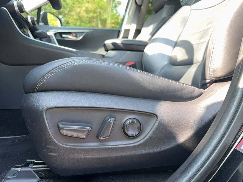 Toyota RAV4 - Photo 19