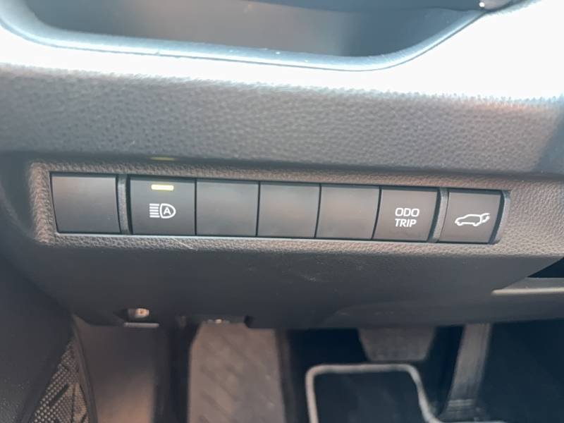 Toyota RAV4 - Photo 20