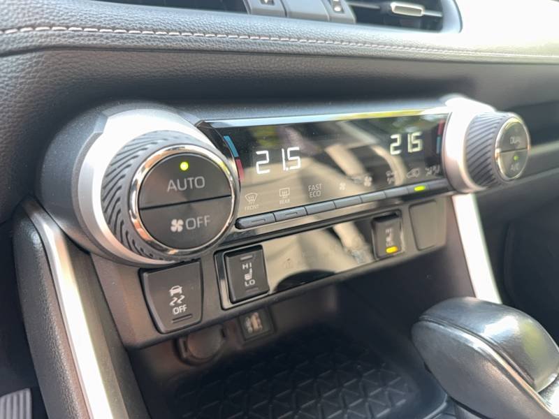 Toyota RAV4 - Photo 29