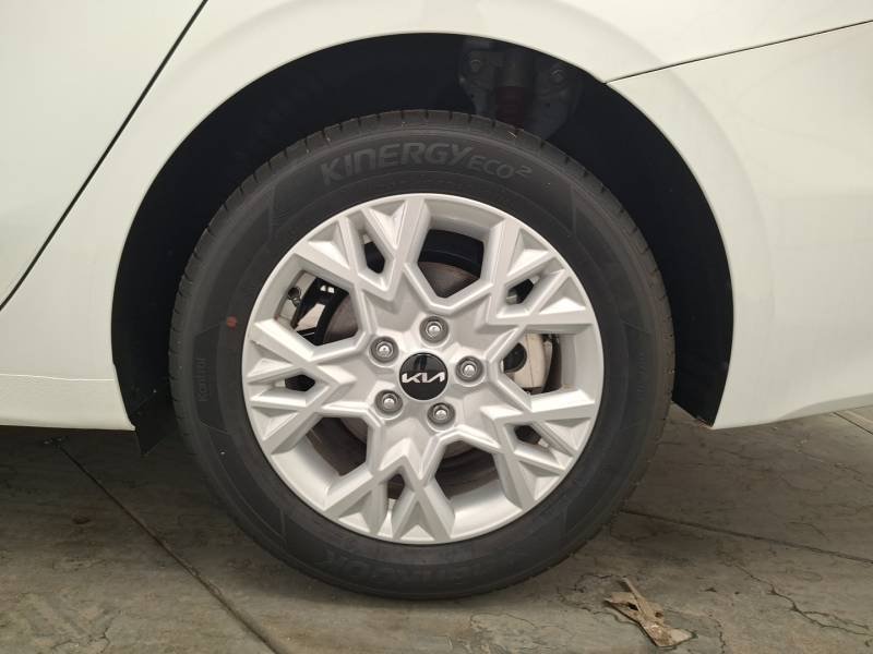 Kia CEED - Photo 9
