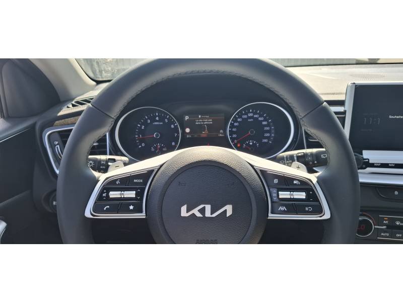 Kia CEED - Photo 20