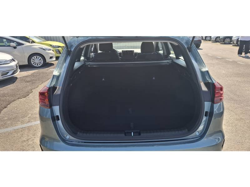 Kia CEED - Photo 27