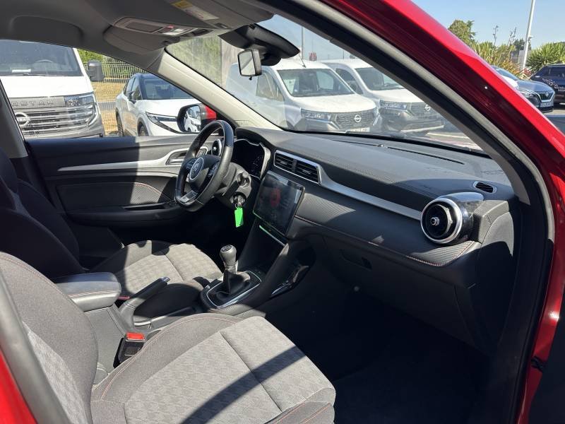 MG ZS - Photo 15