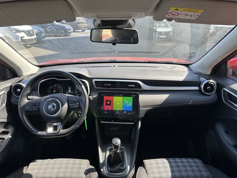 MG ZS - Photo 16