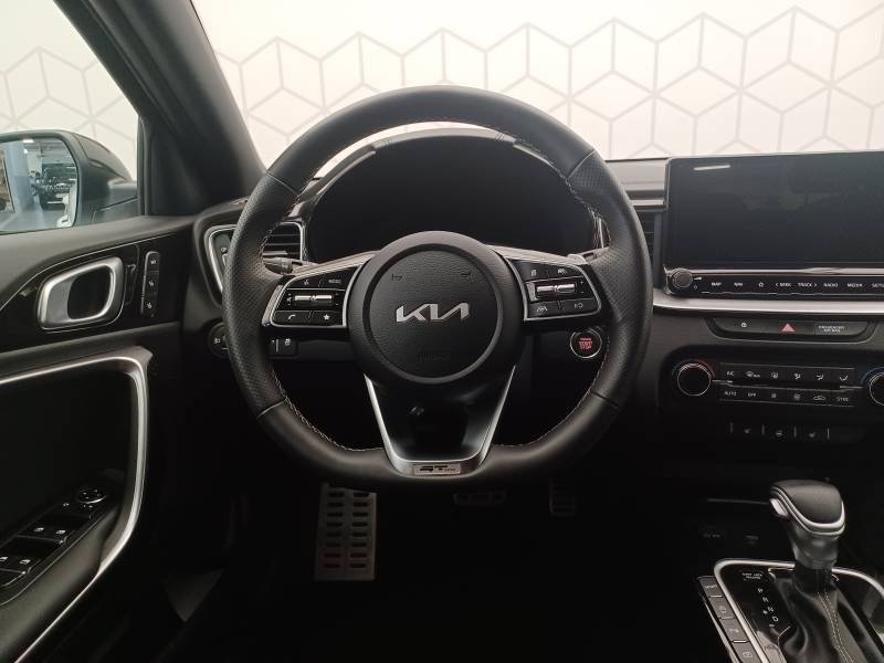 Kia CEED - Photo 13