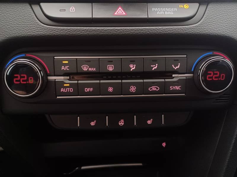 Kia CEED - Photo 26