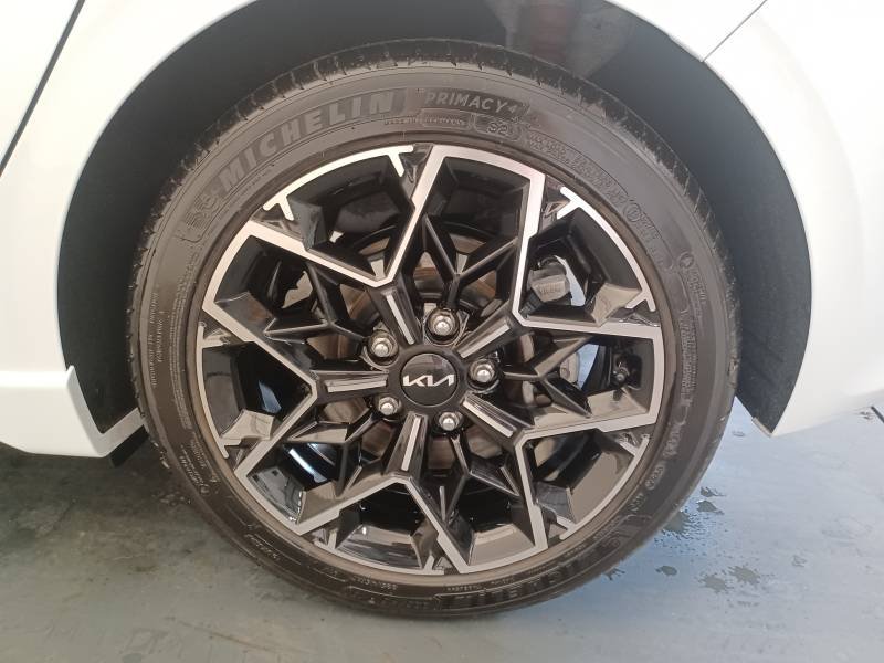 Kia CEED - Photo 8