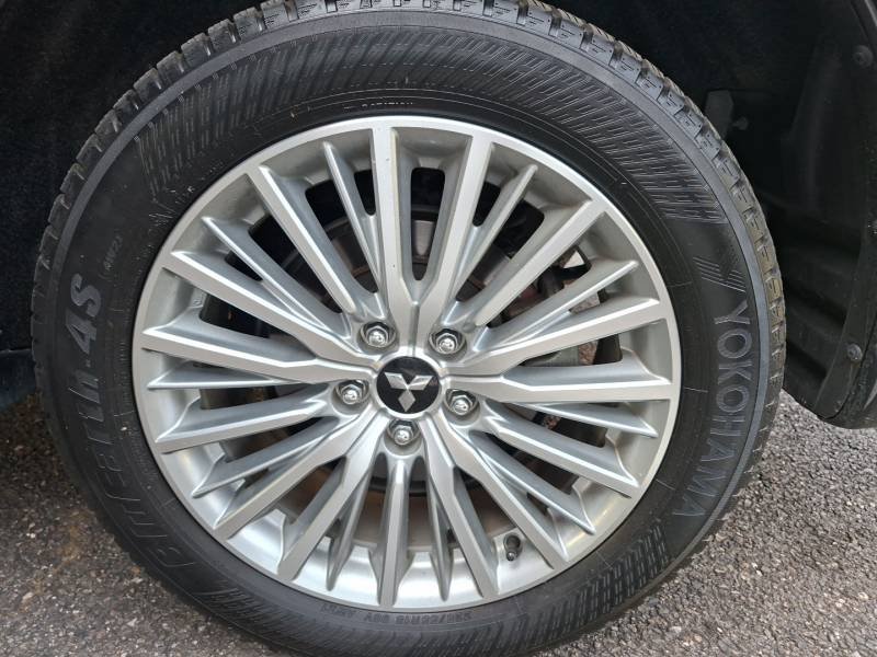 Mitsubishi Outlander - Photo 17