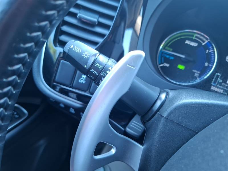 Mitsubishi Outlander - Photo 24