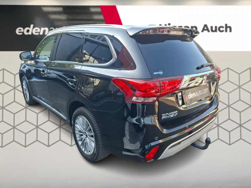 Mitsubishi Outlander - Photo 4